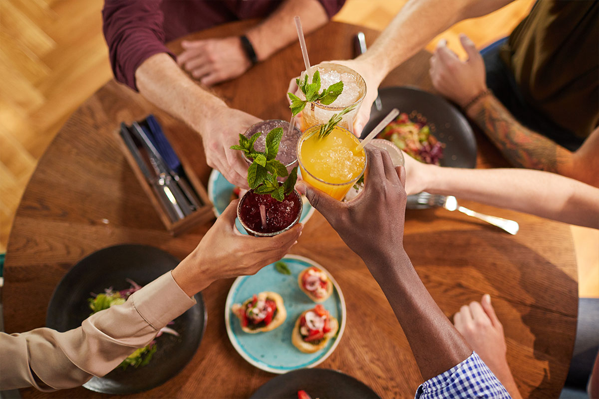 Cosa offrire con l'aperitivo? I consigli di Antonio Fiore